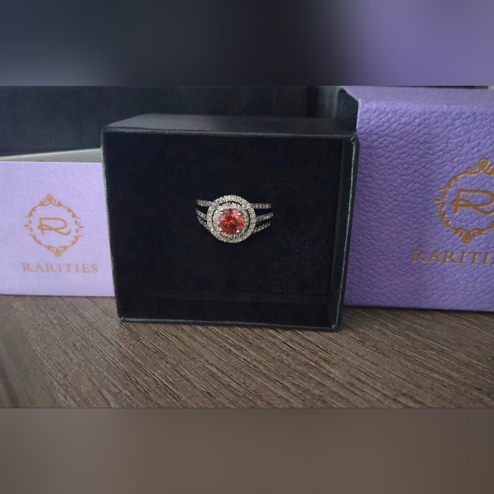 Rarities Carol Brodie 925 Sterling Silver Diamond & Spesspartite Garnet Ring